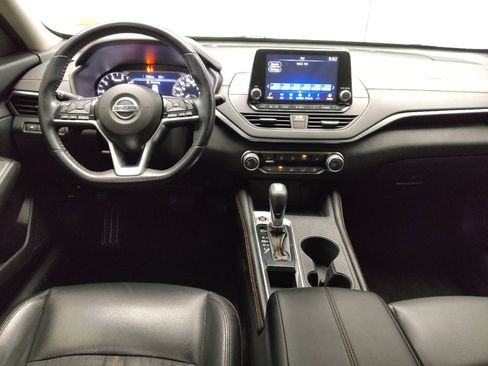 Used 2019 Nissan Altima 2.0 SR image 22