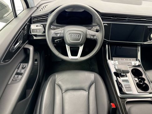 Used 2023 Audi Q7 2.0T Premium w/ Convenience Package AWD/4WD image 10