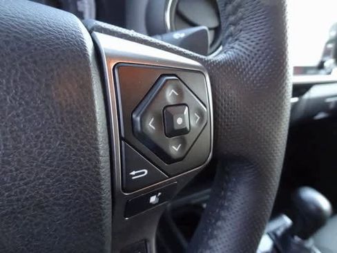 Used 2022 Toyota Tacoma SR5 image 13