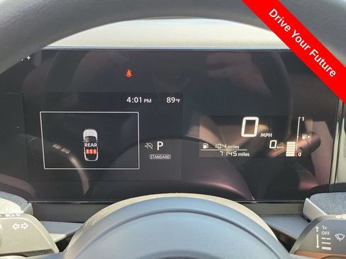 Used 2025 Nissan Kicks SV FWD image 9