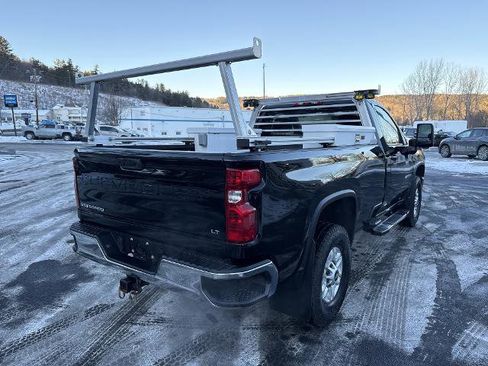 Certified 2022 Chevrolet Silverado 2500 LT w/ Convenience Package image 5
