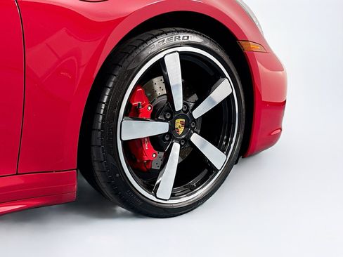 Used 2022 Porsche 911 Carrera S RWD image 46