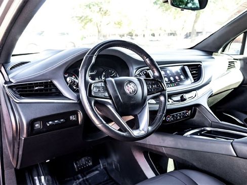Used 2024 Buick Enclave Premium image 15