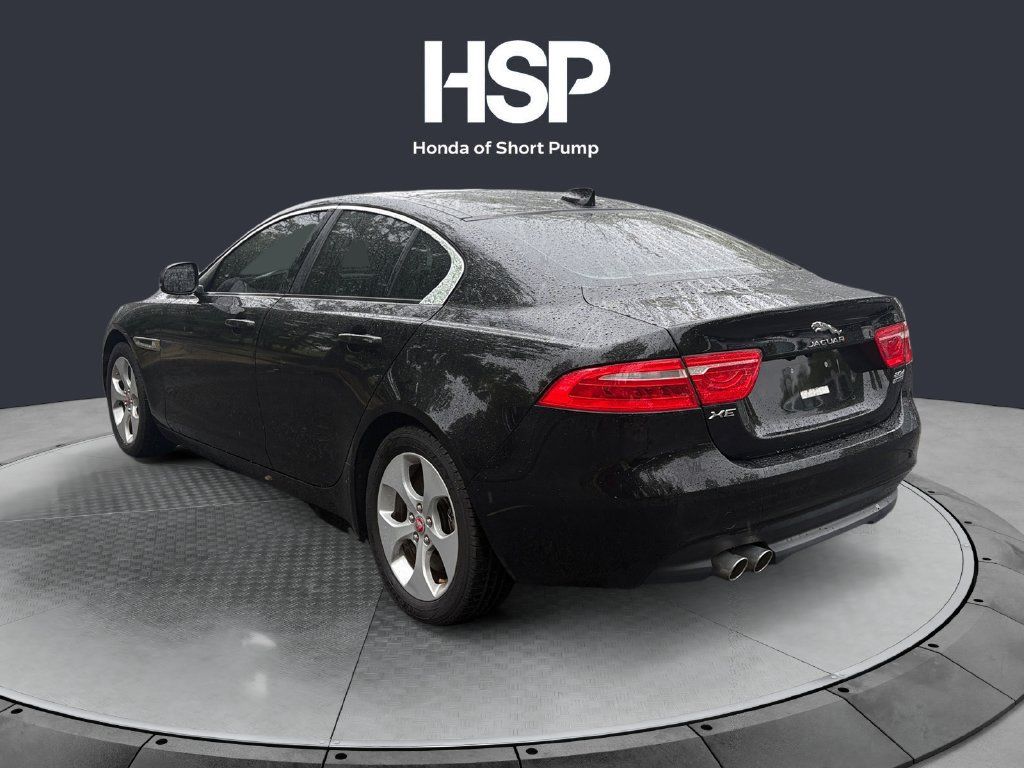Used 2017 Jaguar XE Premium AWD/4WD image 3