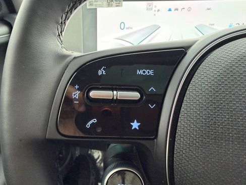 Used 2024 Hyundai Ioniq 5 Limited image 17