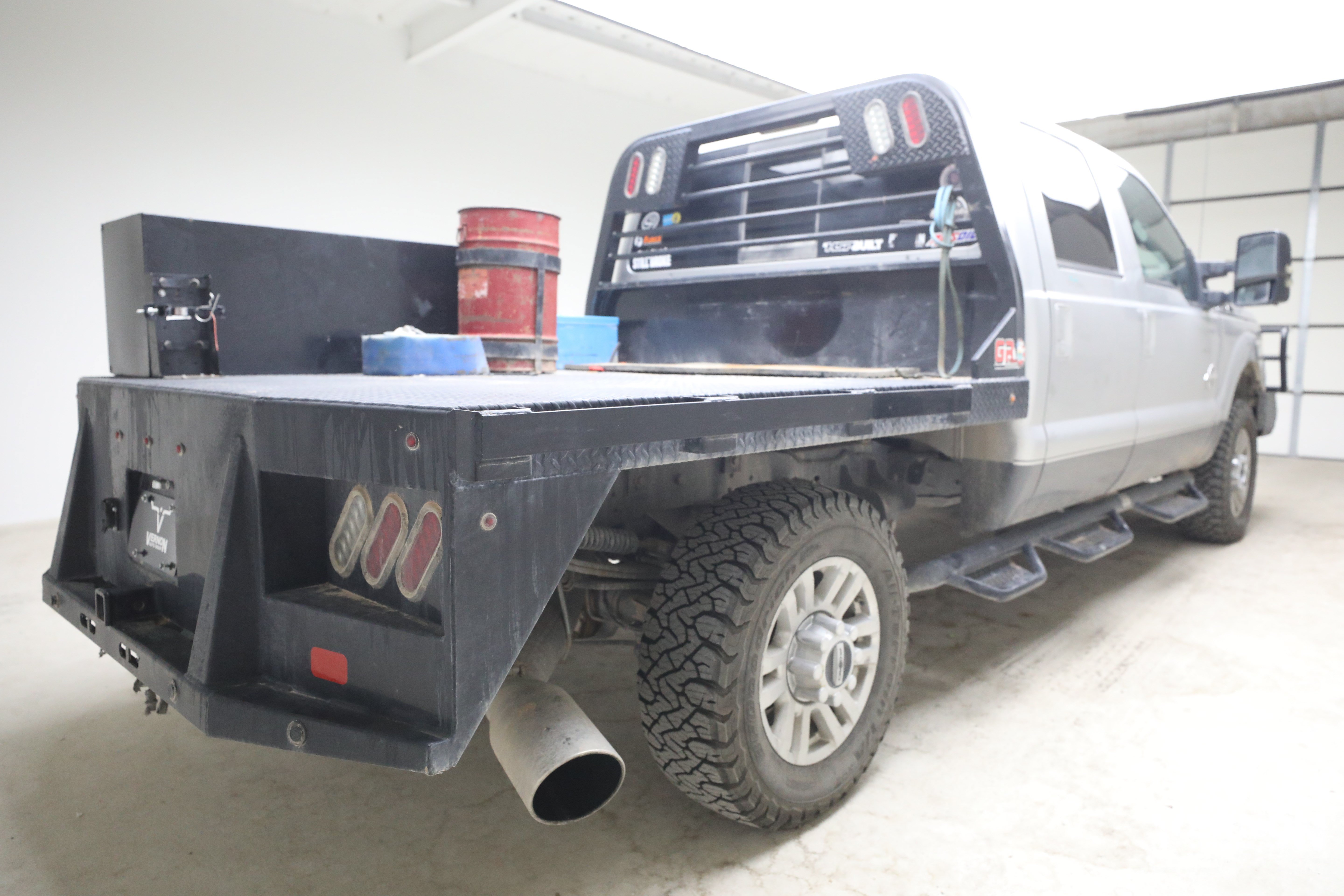 Used 2011 Ford F250 Lariat w/ Lariat Interior Pkg AWD/4WD image 4