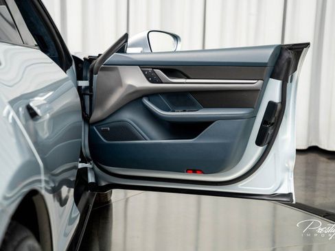 Used 2024 Porsche Taycan Turbo S image 37