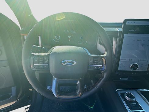 Used 2024 Ford Expedition Timberline image 10