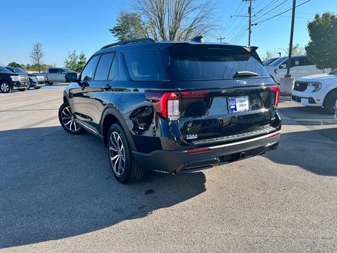 New 2026 Ford Explorer ST-Line AWD/4WD image 4