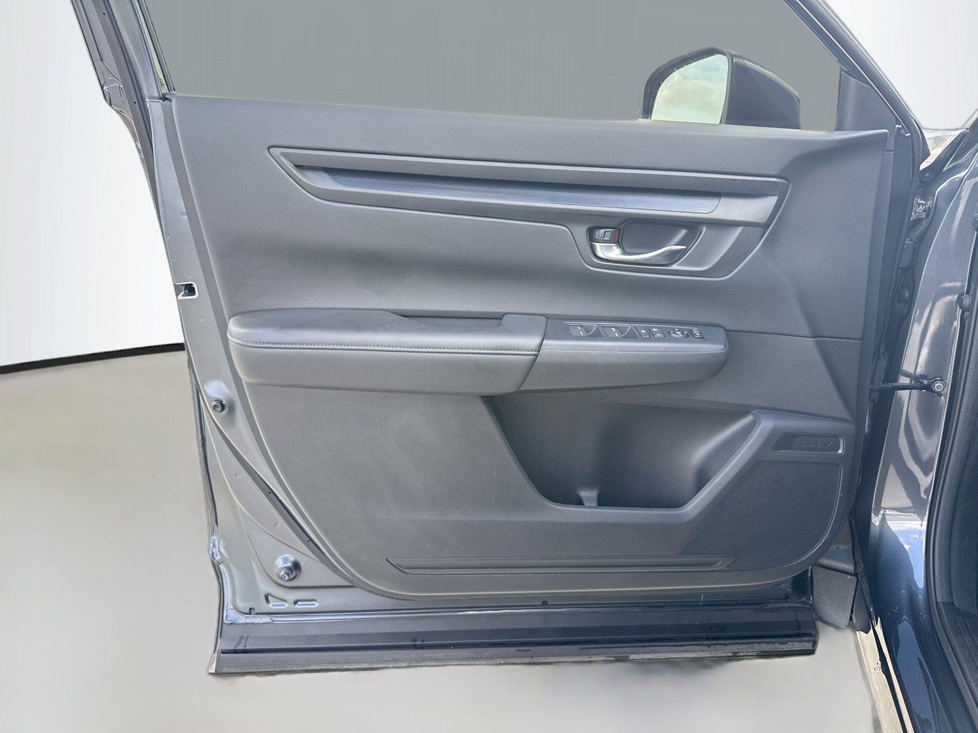Certified 2025 Honda CR-V LX image 23