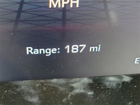 New 2026 GMC Sierra 1500 SLT w/ SLT Premium Plus Package image 22