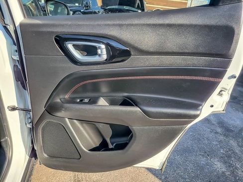 Used 2022 Jeep Compass Trailhawk image 20