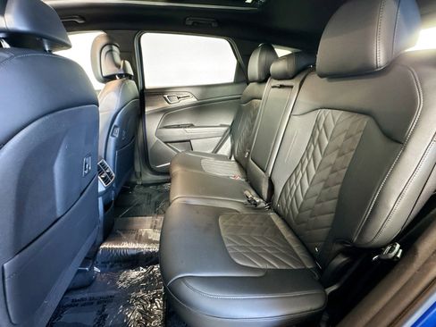 Used 2024 Kia Sportage X-Line w/ X-Line Premium Package image 23
