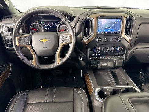 Used 2021 Chevrolet Silverado 1500 High Country w/ Technology Package AWD/4WD image 28