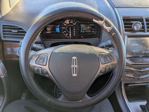 Used 2015 Lincoln MKX w/ Equipment Group 101A image 9