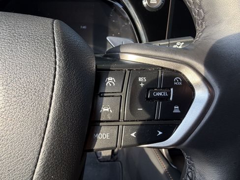 Used 2025 Lexus RX 350 Premium w/ Accessory Package (Z1) FWD image 19