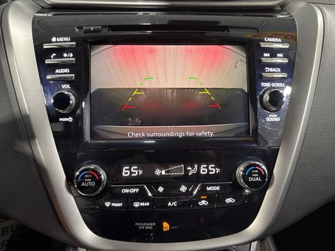 Used 2023 Nissan Murano SV FWD image 31