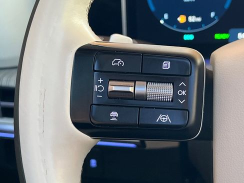 Used 2025 Hyundai Santa Fe Calligraphy image 33