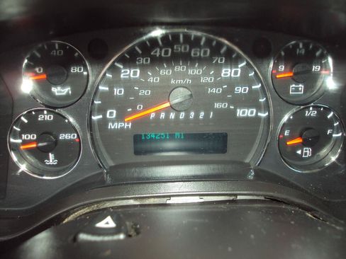 Used 2013 Chevrolet Express 1500 AWD w/ Power Package image 23