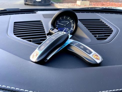 Used 2024 Porsche 911 Carrera S image 21