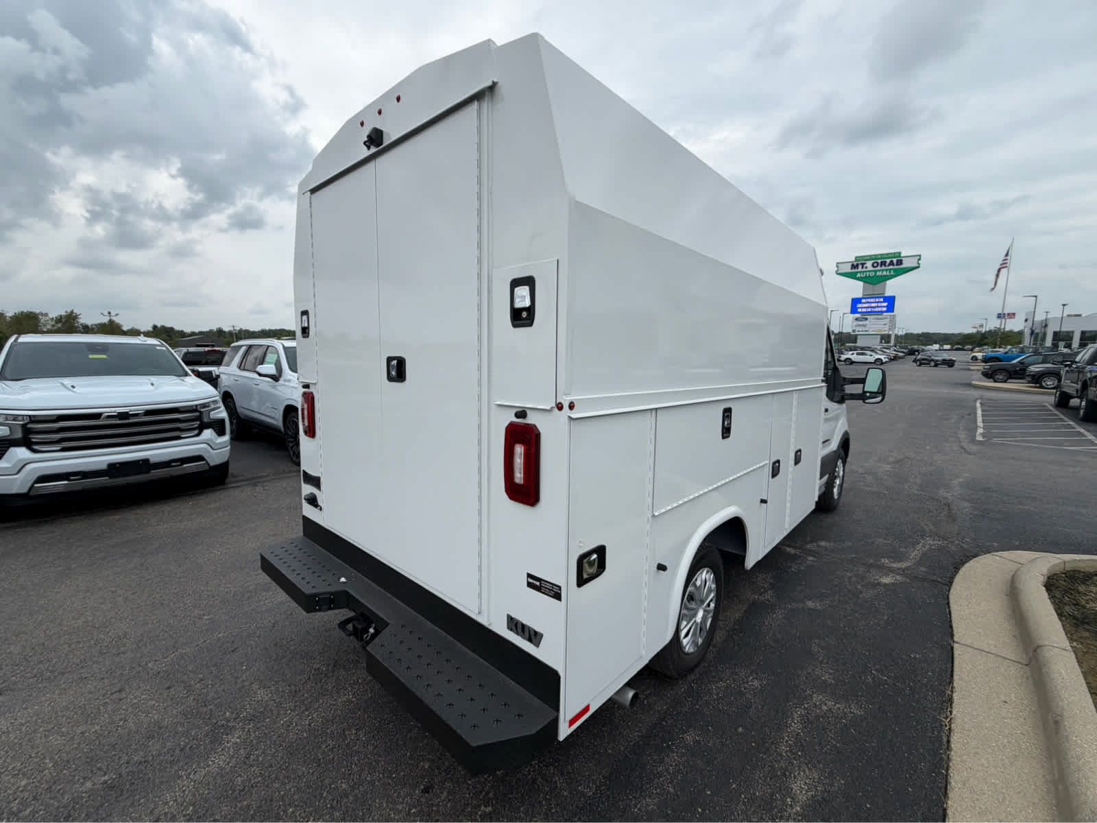 New 2026 Ford Transit 350 w/ Interior Upgrade Package RWD image 3