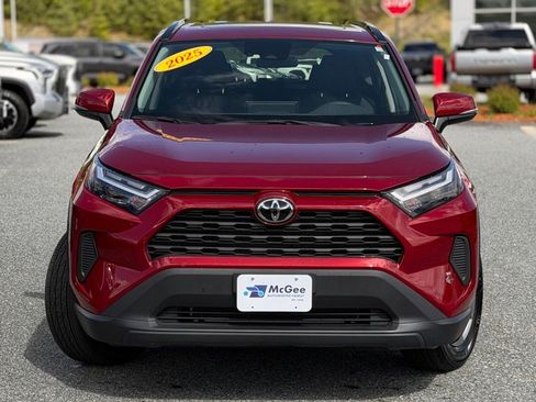 Used 2025 Toyota RAV4 XLE w/ Convenience Package AWD/4WD image 2