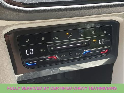 Used 2023 Volkswagen Tiguan SEL R-Line image 33