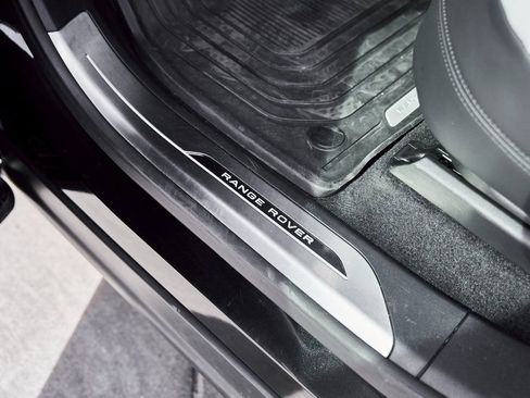 Used 2025 Land Rover Range Rover Sport Dynamic SE image 68