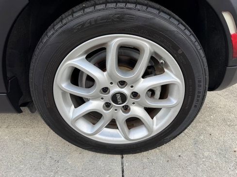 Used 2019 MINI Cooper 4-Door Hardtop w/ Signature Upholstery Package image 30