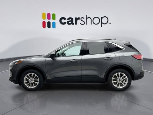 Used 2022 Ford Escape SE w/ Convenience Package image 2