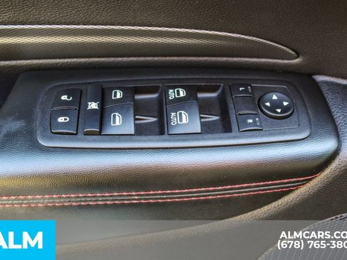 Used 2025 Dodge Durango GT RWD image 38