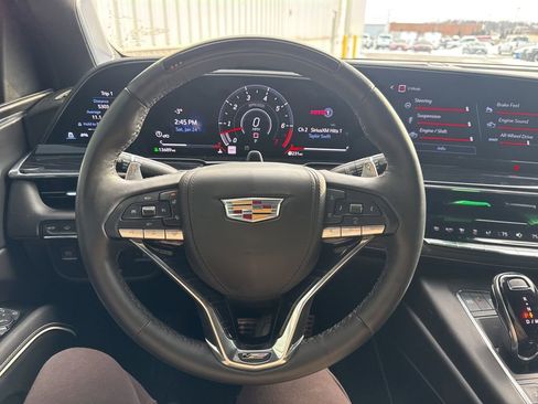 Used 2023 Cadillac Escalade V AWD/4WD image 19