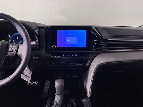 New 2026 Toyota Camry SE image 15