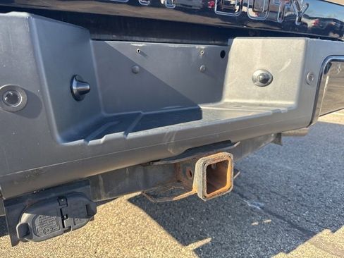 Used 2016 Ford F250 Platinum w/ Platinum Package image 25