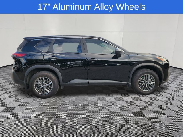Used 2023 Nissan Rogue S FWD image 4