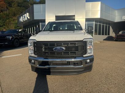 New 2025 Ford F350 XL w/ XL Chrome Package