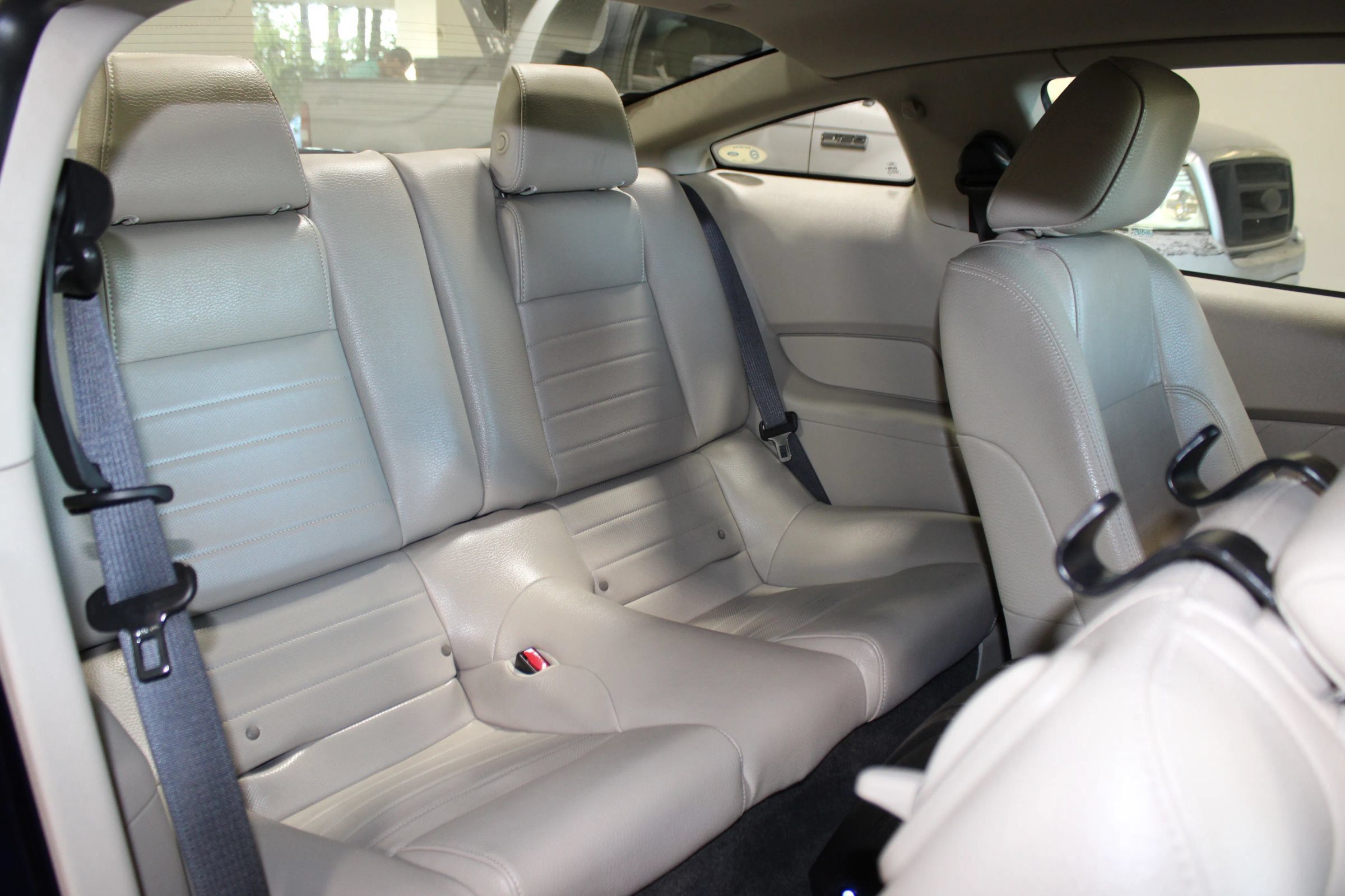 Used 2011 Ford Mustang Premium w/ Security Pkg RWD image 26