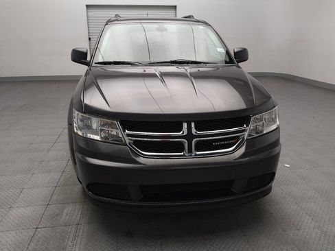 Used 2018 Dodge Journey SE w/ Connectivity Group FWD image 14
