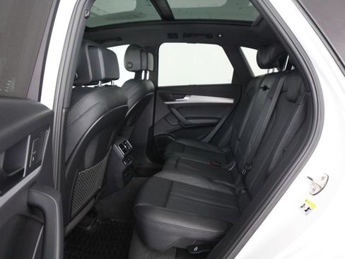 Used 2019 Audi SQ5 Premium Plus w/ Premium Plus Package AWD/4WD image 46
