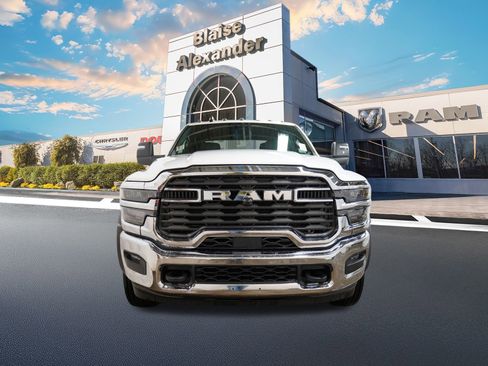 New 2026 RAM 5500 Tradesman w/ Chrome Appearance Group image 9