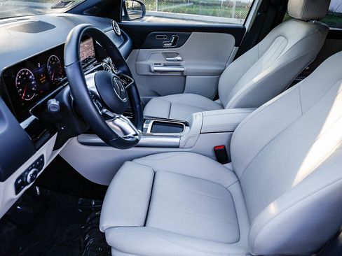 Certified 2025 Mercedes-Benz GLA 250 GLA 250 image 19