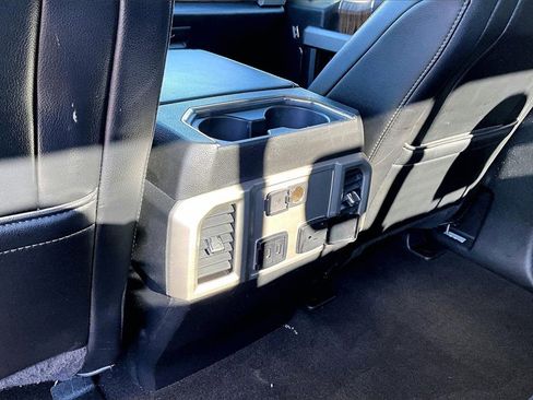 Used 2020 Ford F150 Lariat image 11