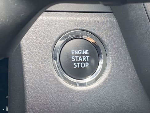 Used 2024 Toyota Camry SE w/ Convenience Package FWD image 29