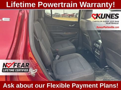 Used 2020 GMC Acadia SLE w/ Driver Convenience Package image 21