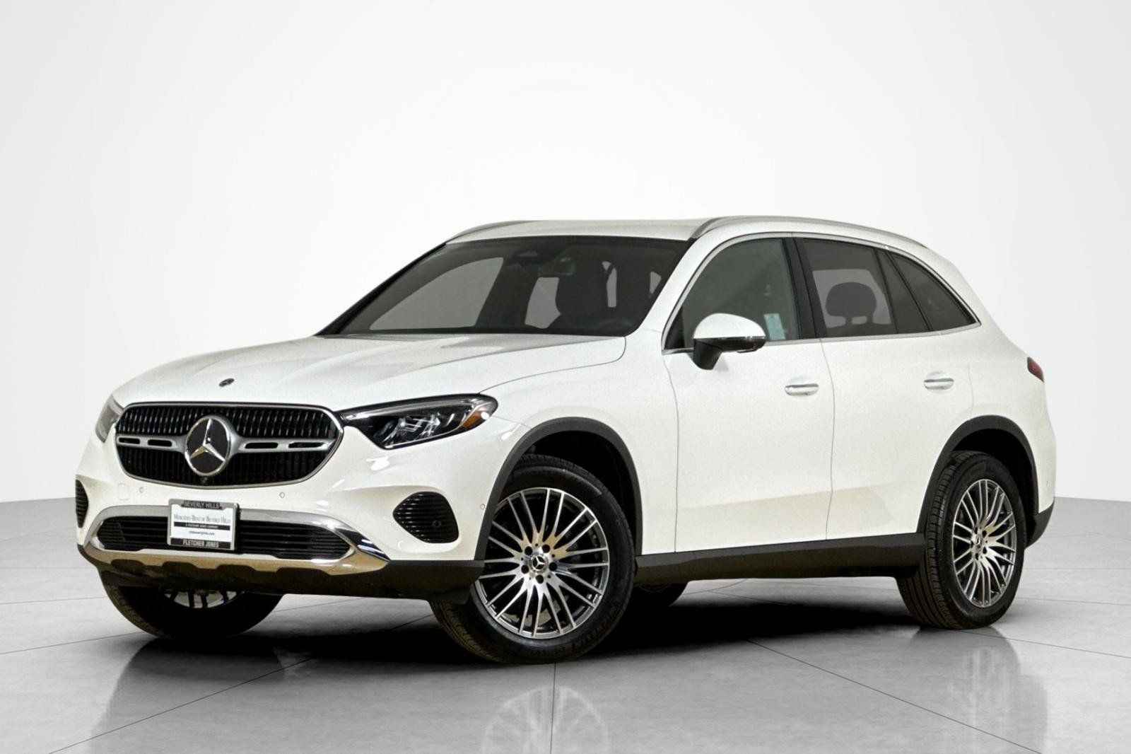 Used 2026 Mercedes-Benz GLC 300 image 1