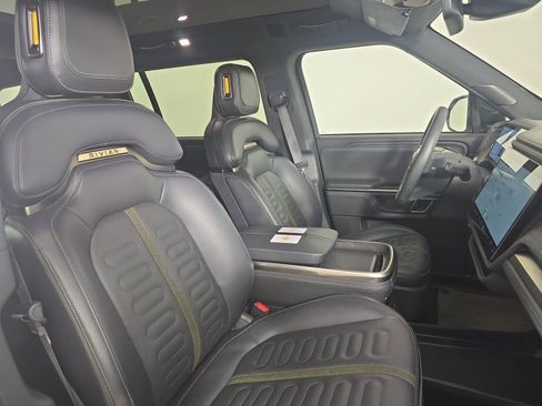 Used 2024 Rivian R1S Adventure AWD/4WD image 24