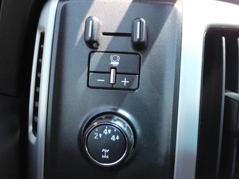 Used 2016 GMC Sierra 2500 SLT w/ Driver Alert Package image 23