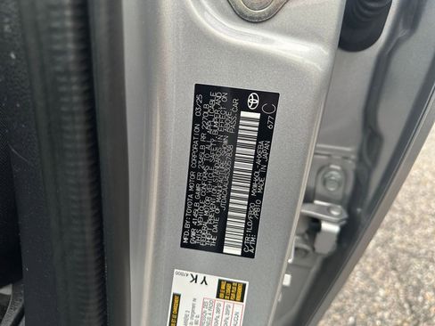 Used 2025 Toyota Prius LE image 27