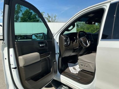 Used 2020 GMC Sierra 1500 SLT w/ SLT Premium Plus Package AWD/4WD image 15