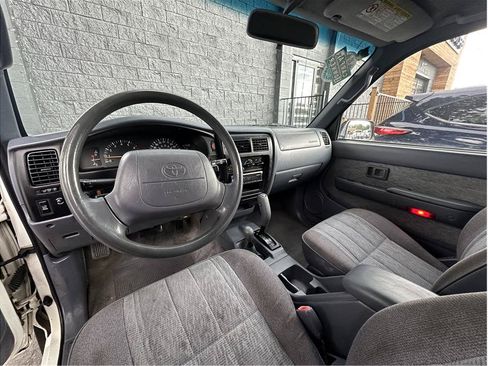 Used 1999 Toyota Tacoma 4x4 Xtracab V6 image 14